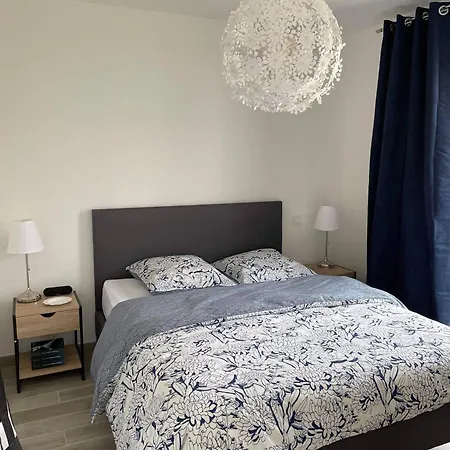 Cote Ouest Pour 9 Personnes Avec 福克斯索梅尔